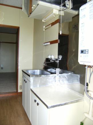 同一建物別部屋2014.11.7撮影キッチン